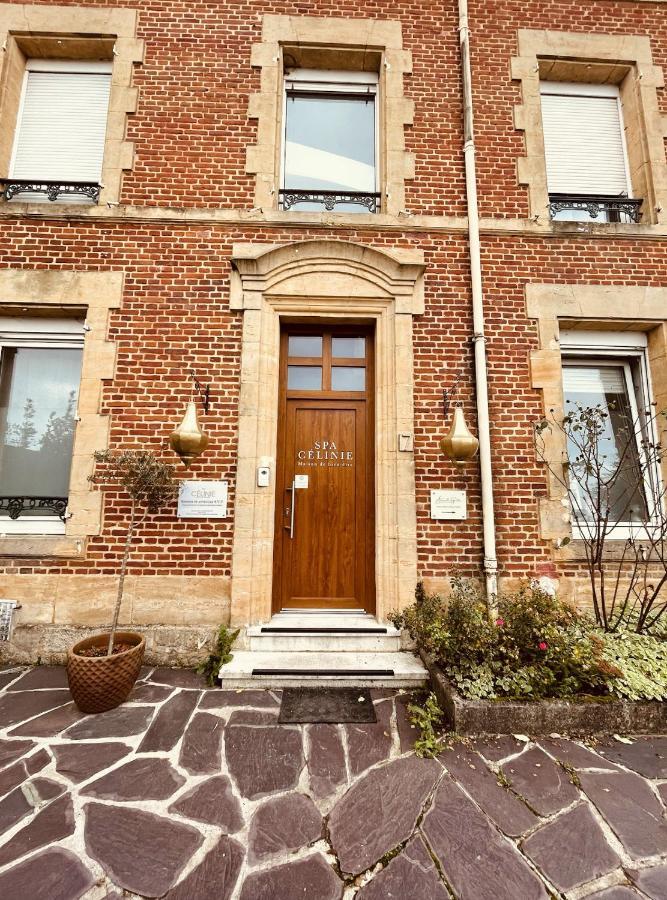 Studio 2 Du Spa Celinie Warcq Exterior photo